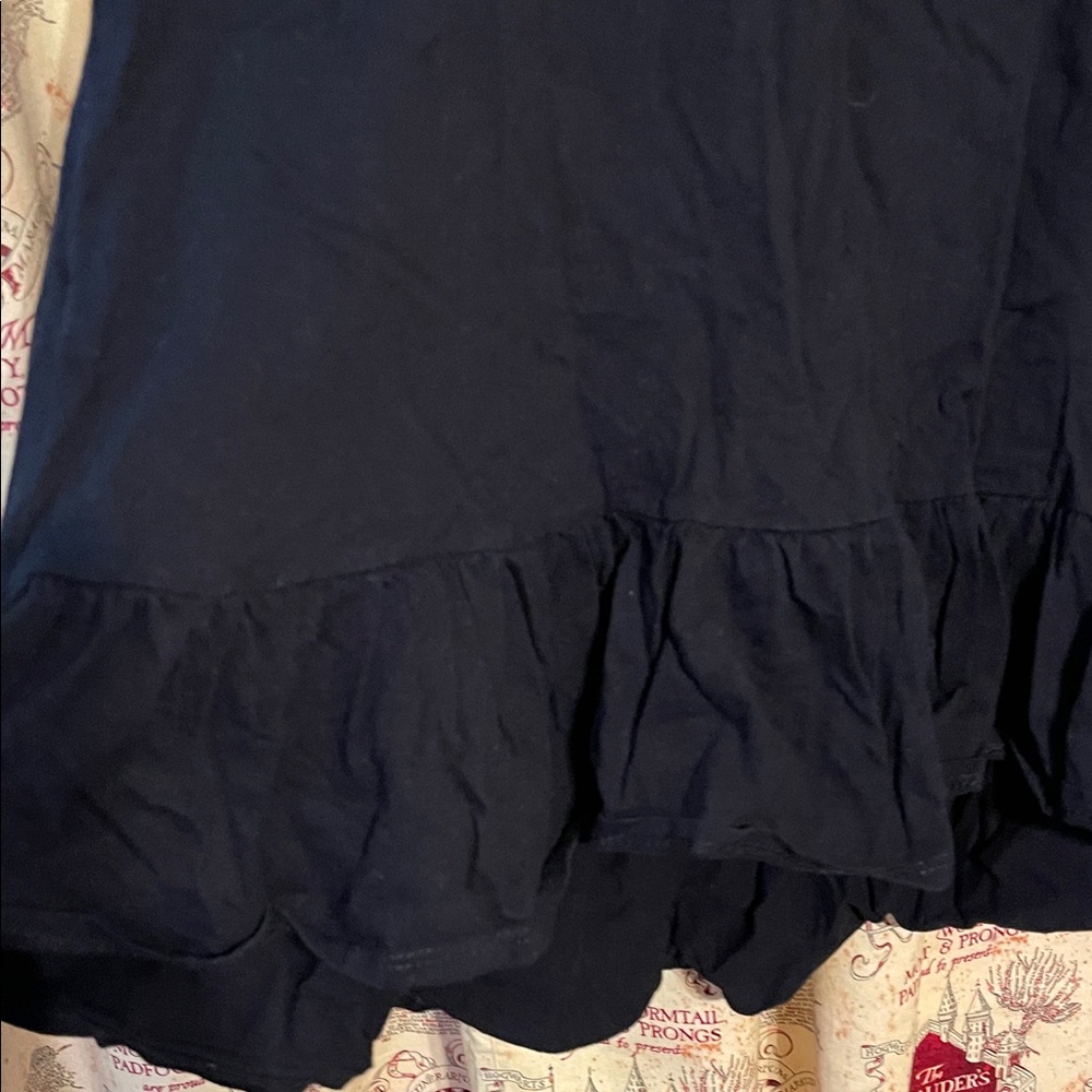 Chic Black Ruffle Hem Tank Top - Picture 3 of 4